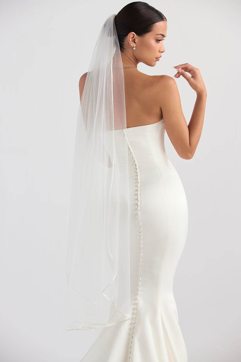 Simone white soft tulle veil