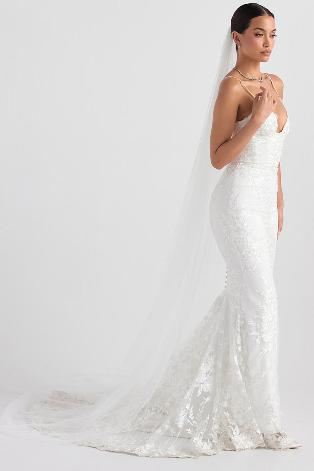 Leone white ultra long soft tulle veil