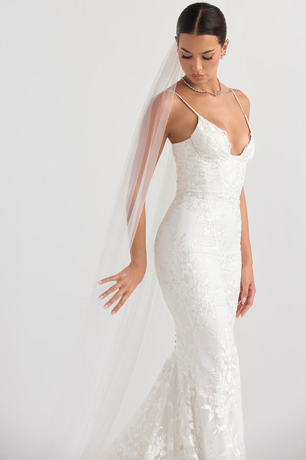 Leone white ultra long soft tulle veil