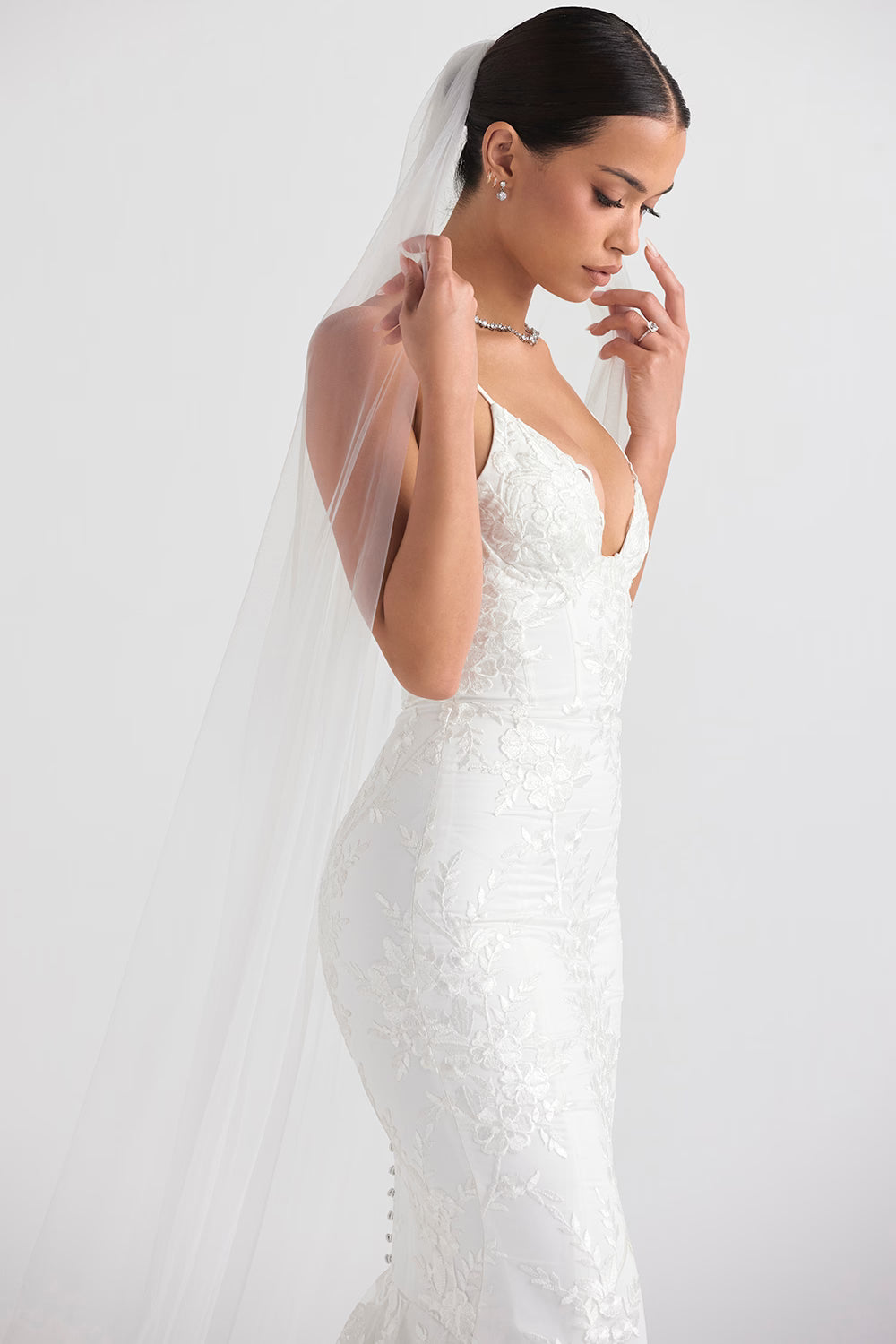 Leone white ultra long soft tulle veil