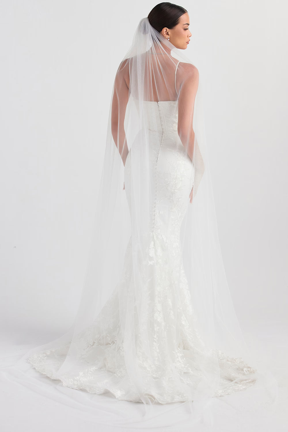 Leone white ultra long soft tulle veil