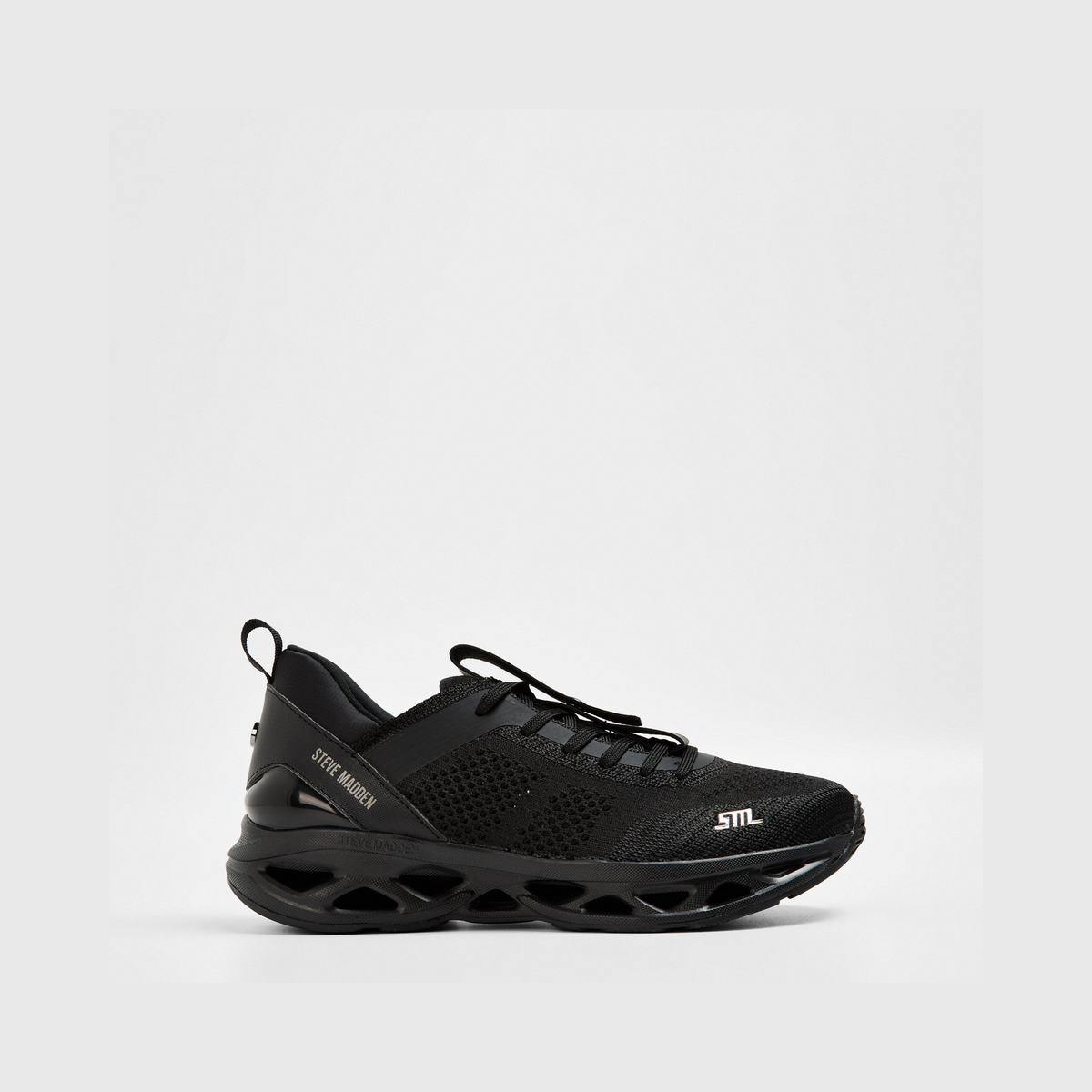Surge Low-Top Trainers