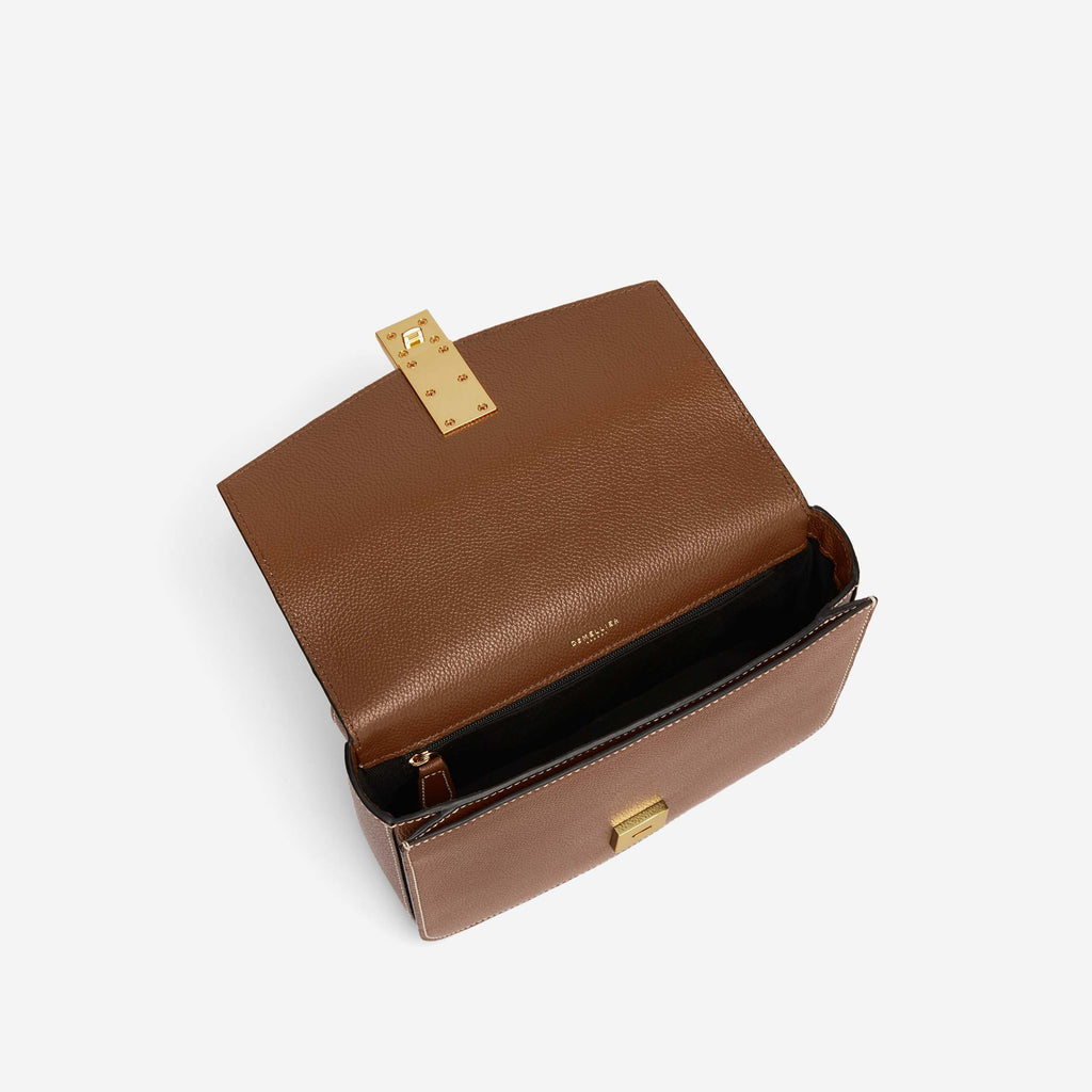 DeMellier The Vancouver tan small grain ecru stitching