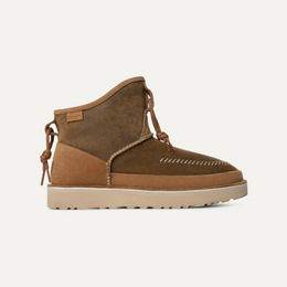 UGG® Campfire Regenerate Boot – Eco-Conscious Comfort with Twinface Sheepskin