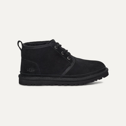 UGG® Neumel Heritage Chukka Boot – Iconic Comfort, Everyday Style