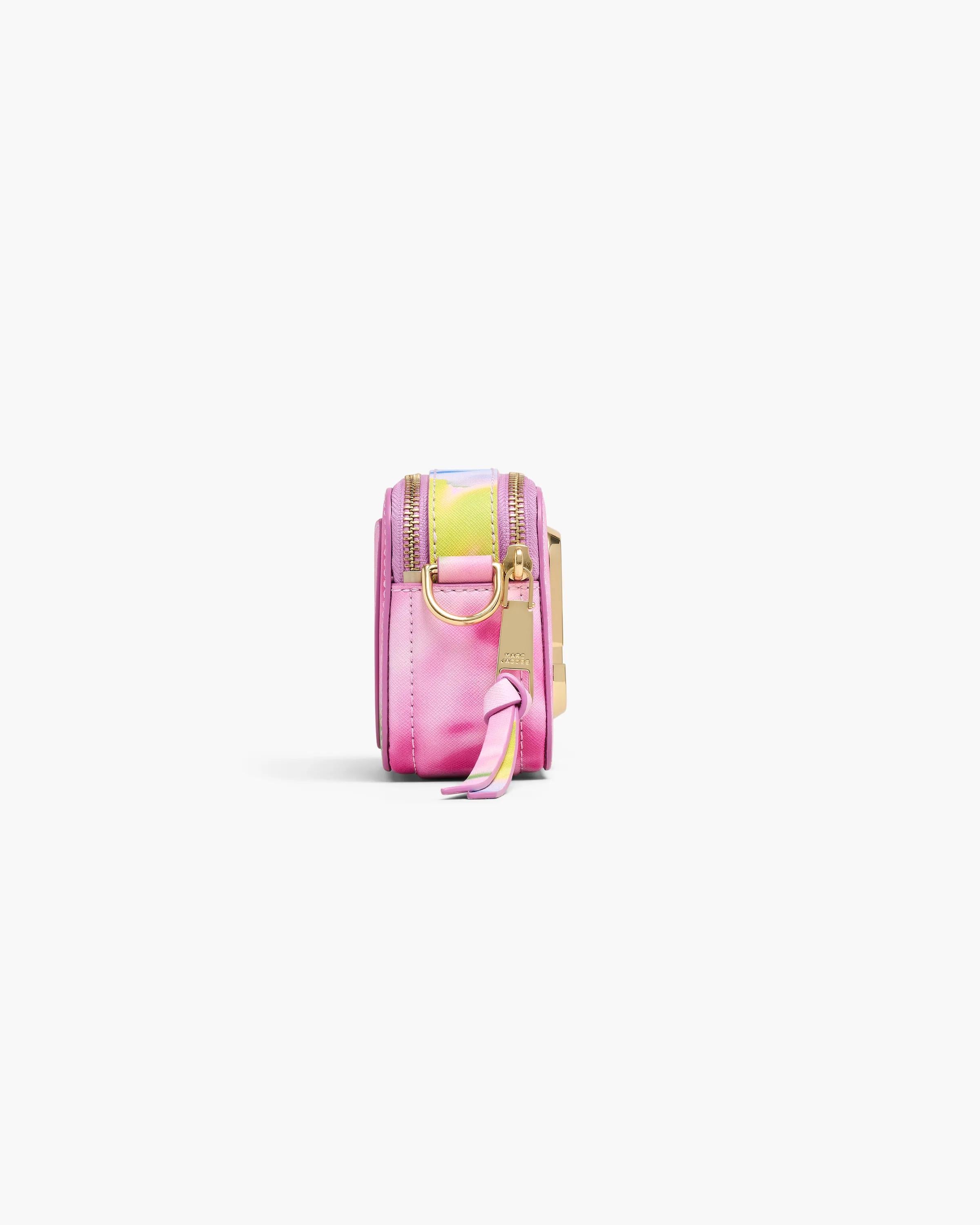 The Blurred Floral Snapshot