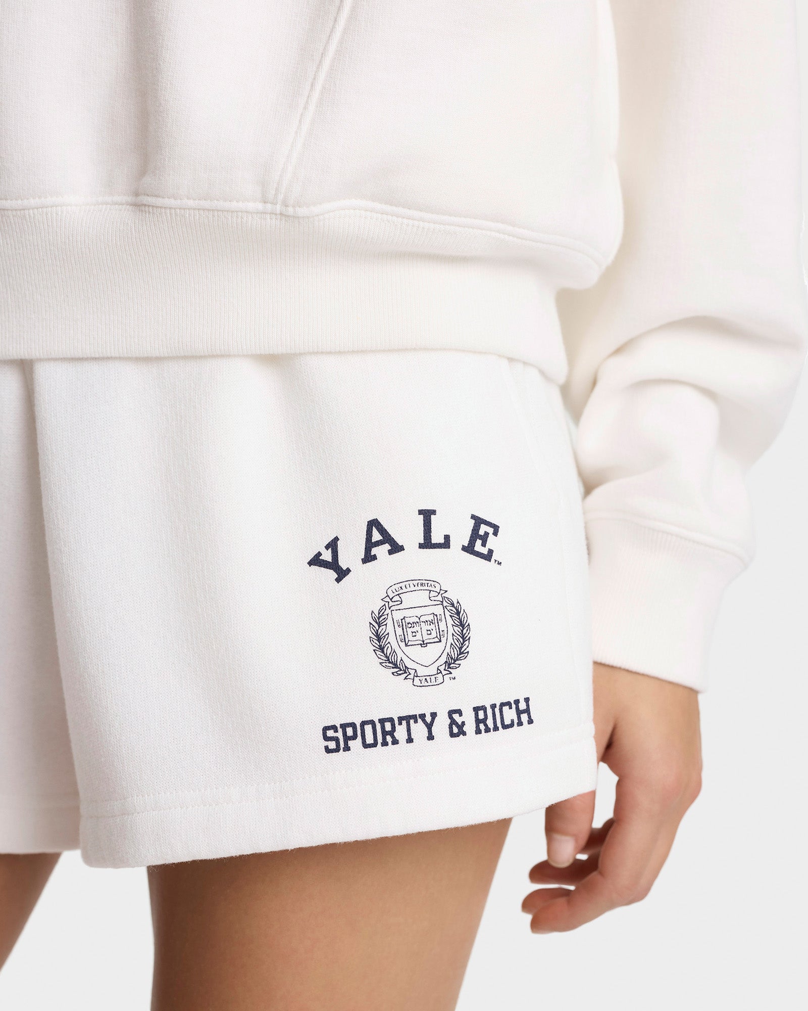 Veritas Soft Disco Short - White/Navy