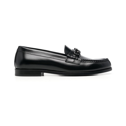 VLogo Chain leather loafers