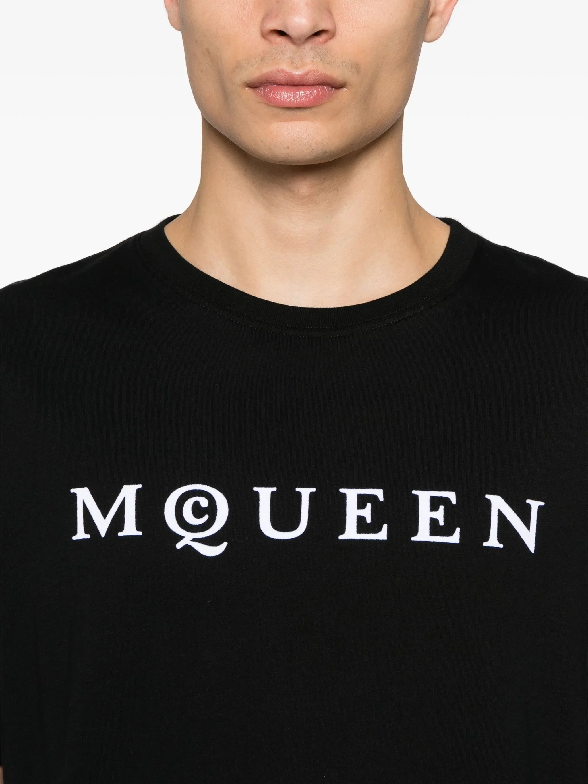 Alexander McQueen Flocked Logo T-Shirt in Black