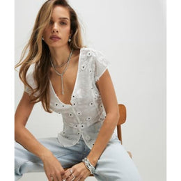 White 3D Floral Detail Short Sleeve Blouse