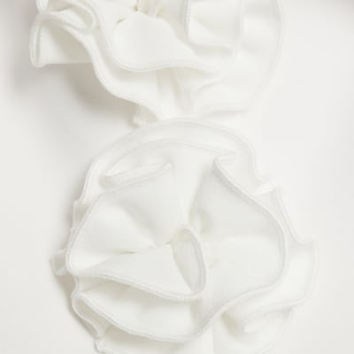 White Sleeveless Collared Corsage Top