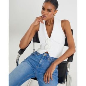 White Sleeveless Collared Corsage Top