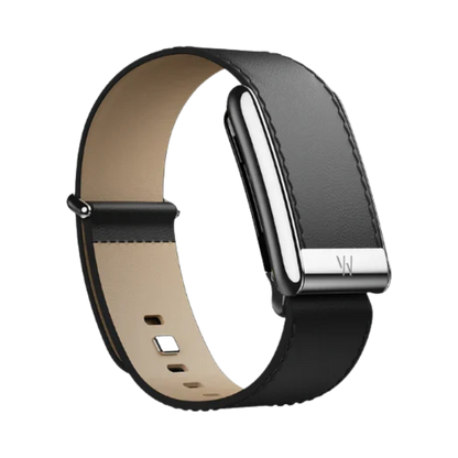 Whoop 5.0 Leatherluxe Straight Black/Cream with Titanium Band (12 Month Peak Subscription Included)