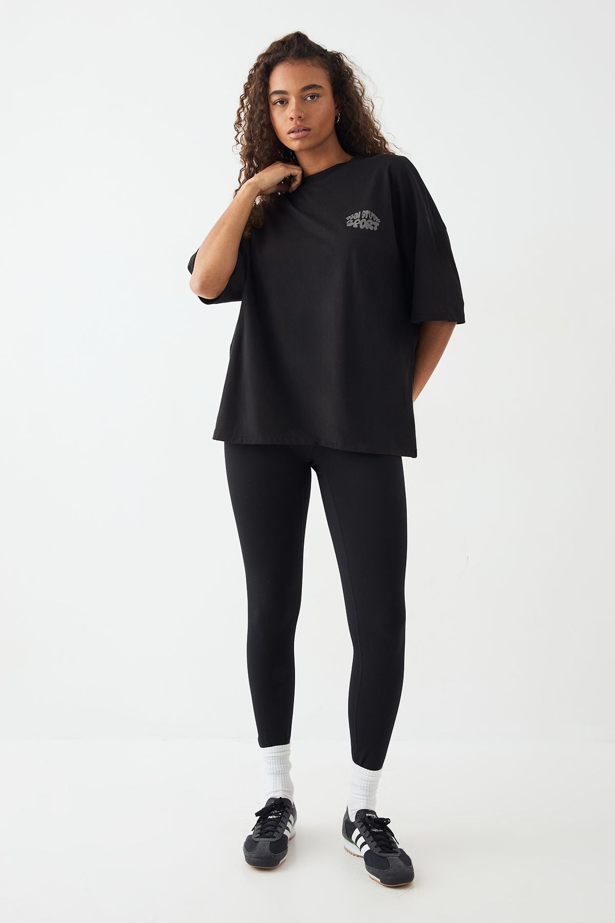 DSGN Studio Sport Printed Oversized T-Shirt