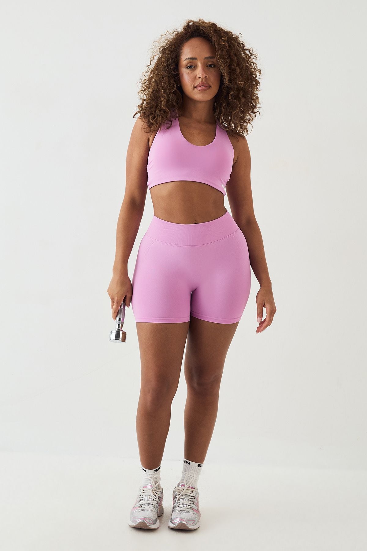 DSGN Studio Sport Contour Seamless Scrunch Bum Short