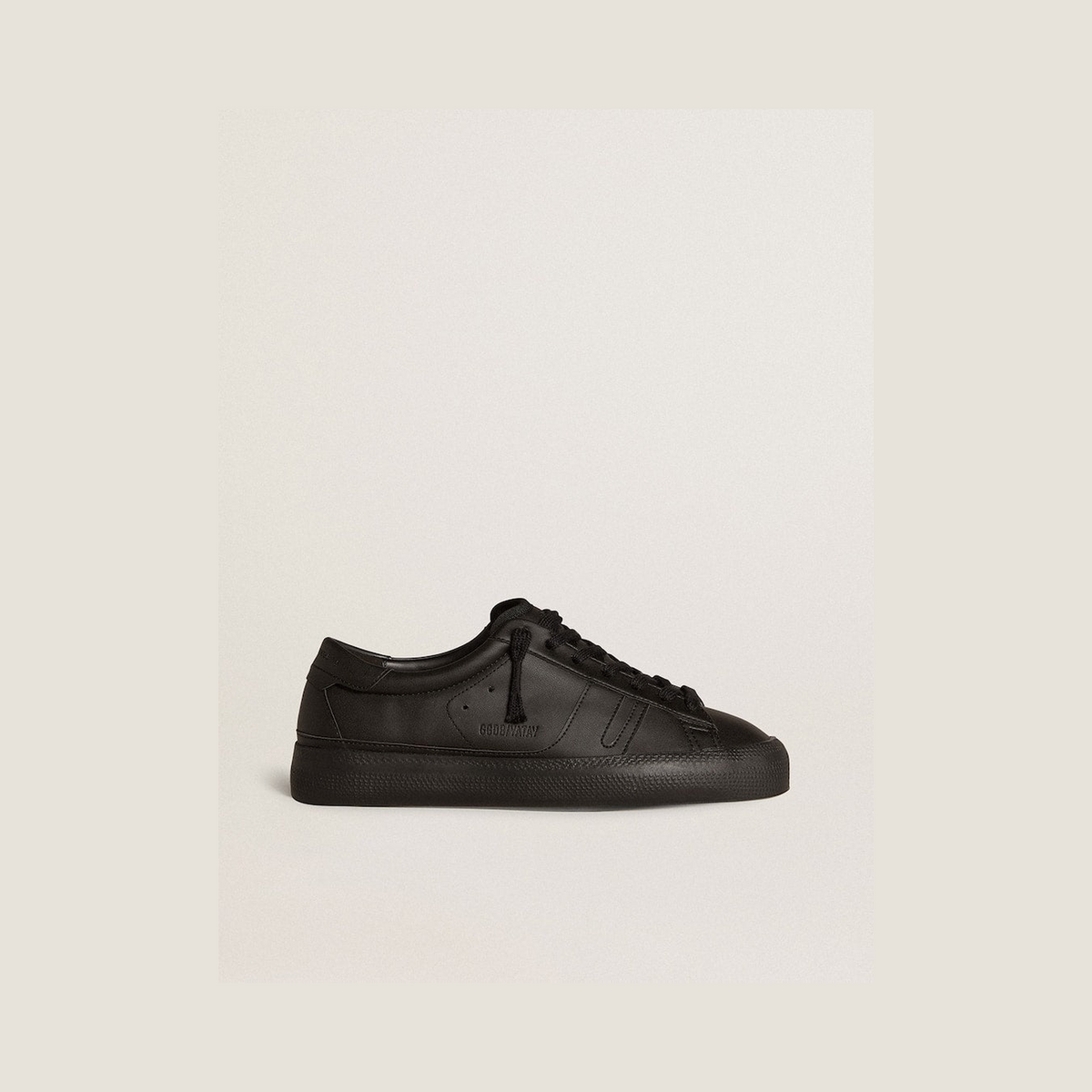 Yatay Model 1B sustainable sneakers with bio-based upper and black Y
